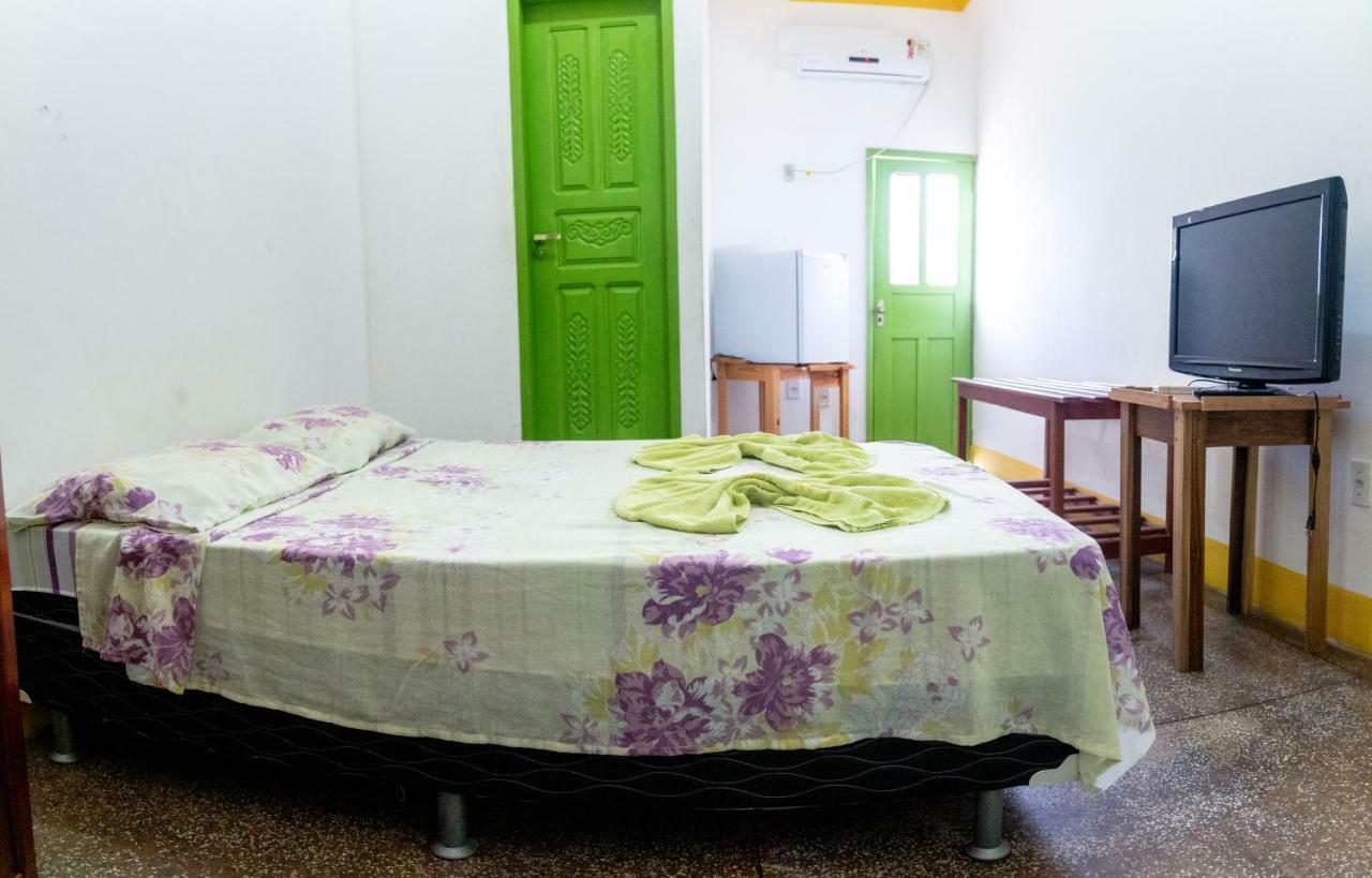 Hotel Ilha Bela Паринтинс Экстерьер фото